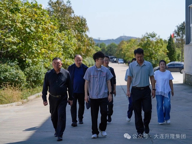 沈阳工业大学领导到大连升隆机械参观交流